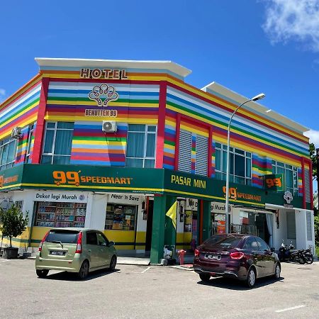 Benutten 99 Hotel Kampong Parit Tengah Bagian luar foto